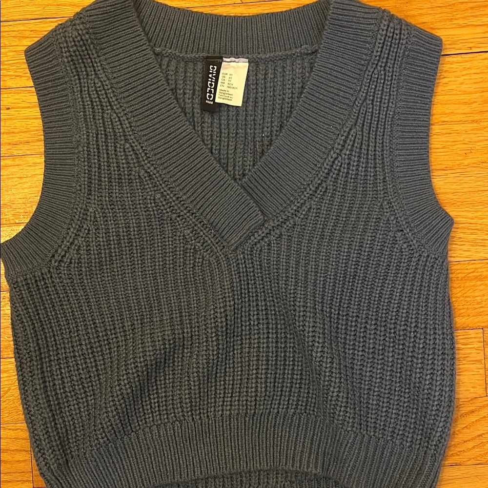 H&M Blue Knit Sweater Vest